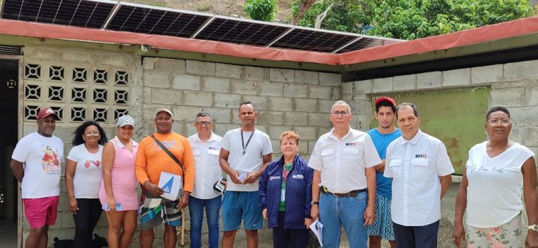 FIDELZ impulsa formación en energía solar en Toco de Osma